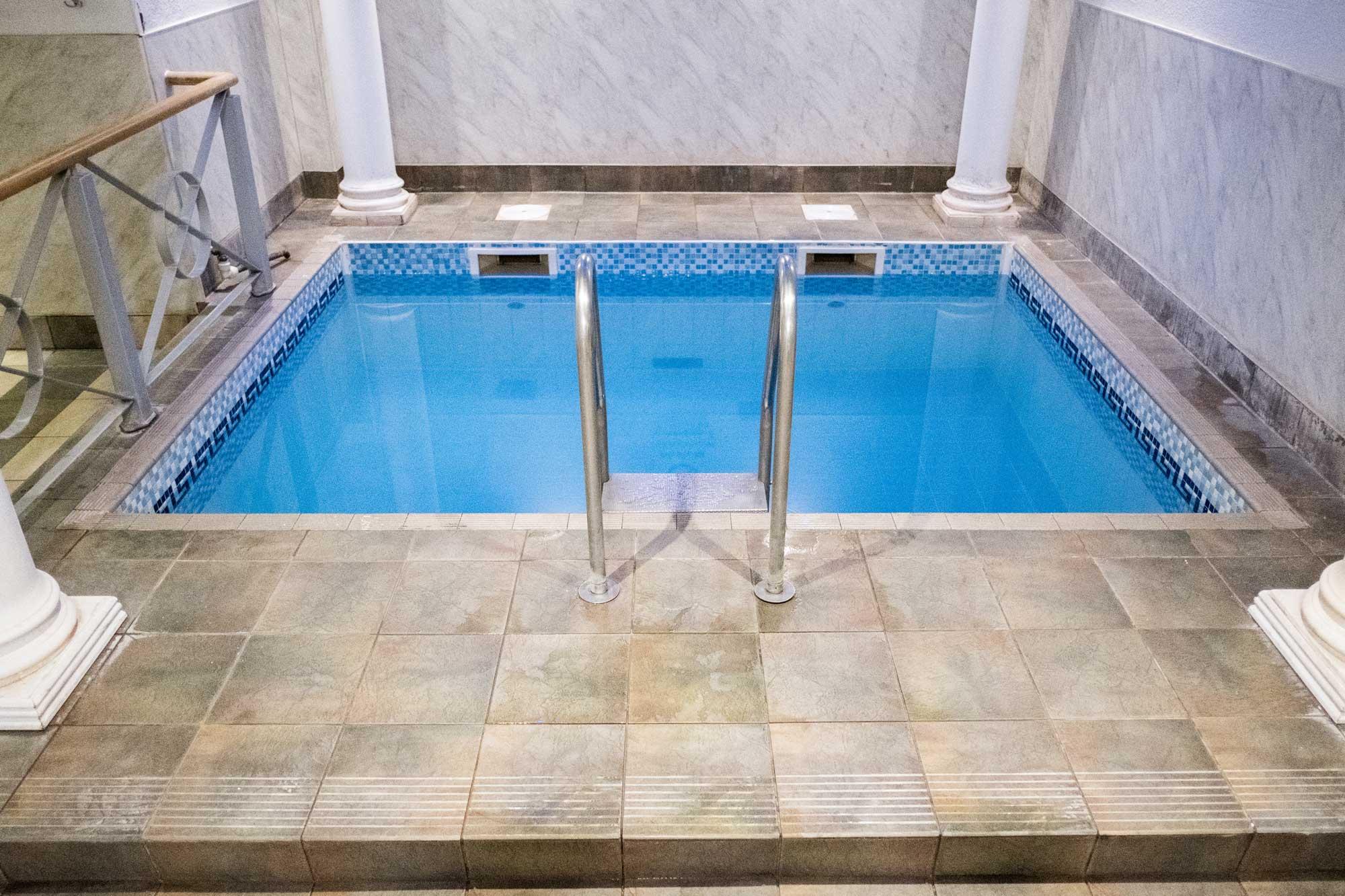 pool at fenton manor health spa